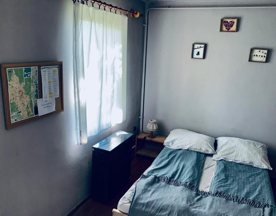 Var-Lak Apartman Егер Екстериор снимка